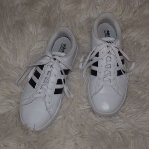 Adidas Cloud foam shoes